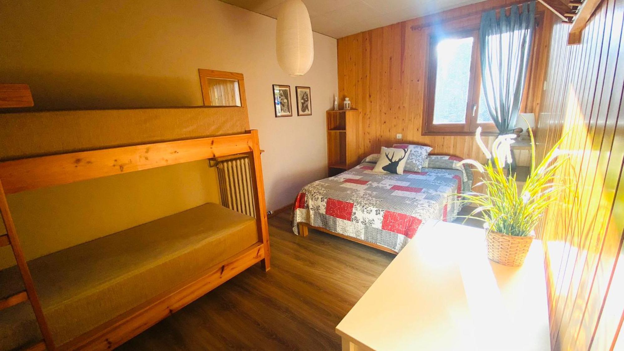 Xalet Refugi Pere Carne Hostel La Molina  Buitenkant foto