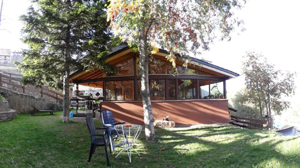 Xalet Refugi Pere Carne Hostel La Molina  Buitenkant foto