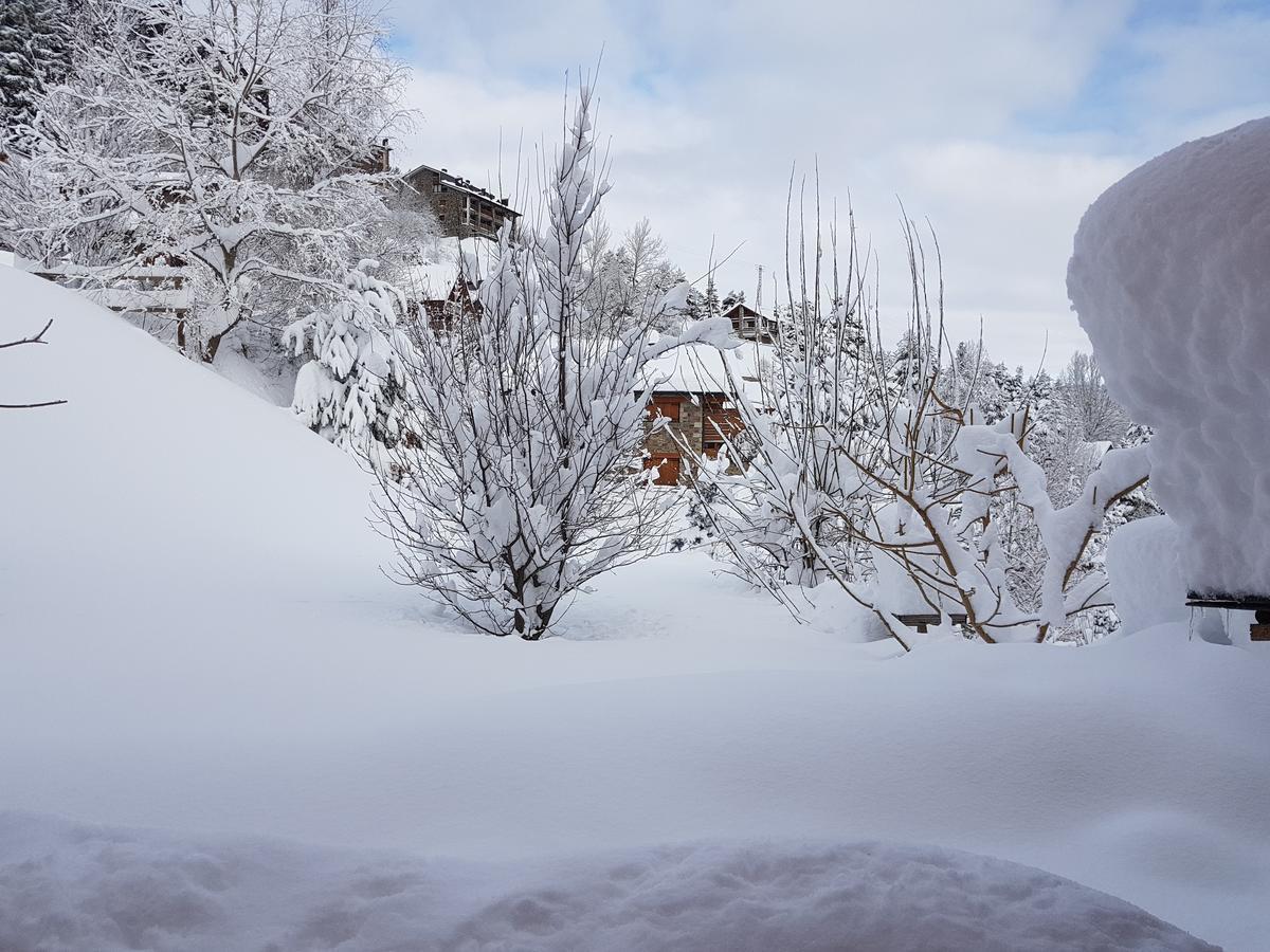 Xalet Refugi Pere Carne Hostel La Molina  Buitenkant foto